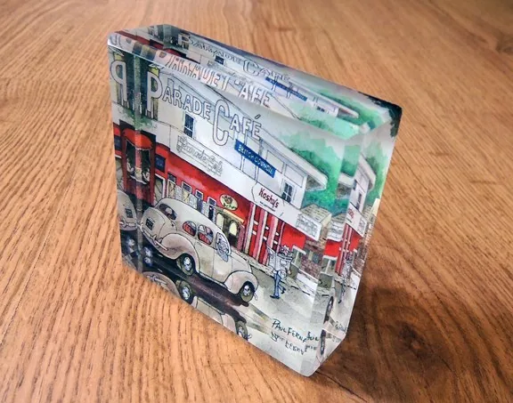 Parade Cafe Paperweight