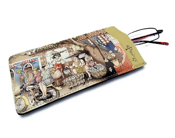 Fish Market Spectacle Case